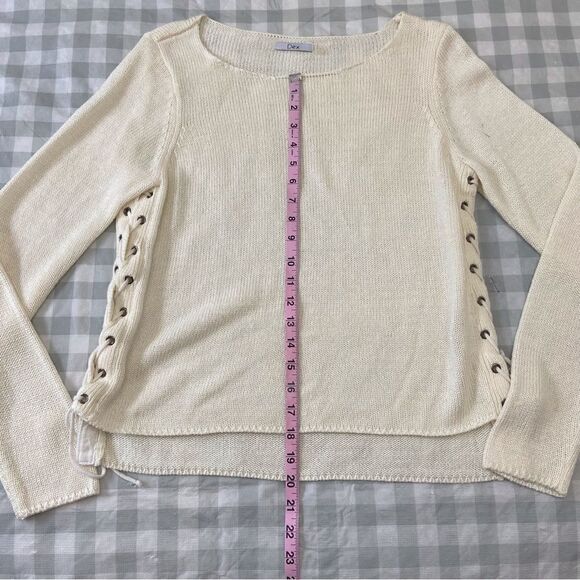 DEX off white knit sweater lace-up details small-medium cream sweater - Picture 8 of 11